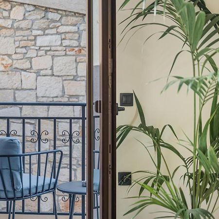 Achatis Suites Hersonissos  Bagian luar foto