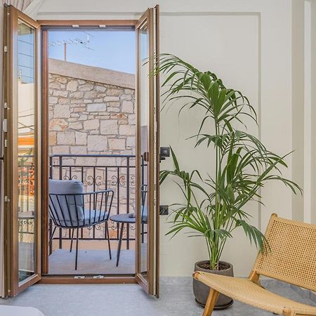 Achatis Suites Hersonissos  Bagian luar foto