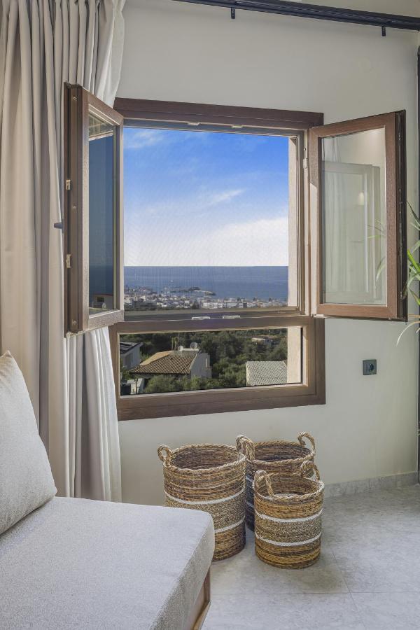 Achatis Suites Hersonissos  Bagian luar foto