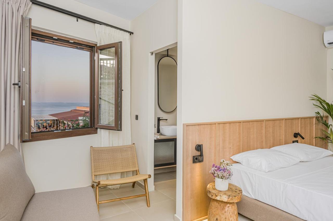 Achatis Suites Hersonissos  Bagian luar foto